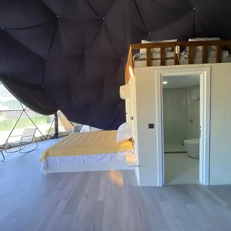 Bed & Breakfast Therapy Igloo *